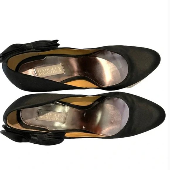 Stunning Authentic Badgley Mischka Shoes - Picture 4 of 8